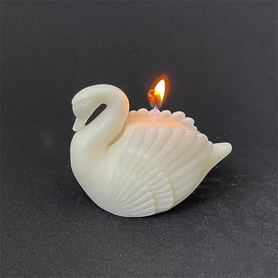 Luxury Swan Designer Soy Wax Fancy Candle - White