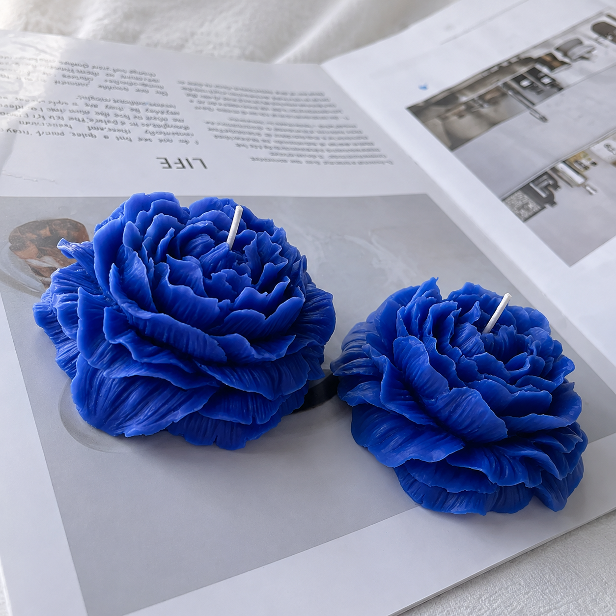 Premium Blue Flower Soy Wax Decorative Candle