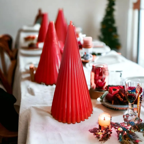 Luxury Spiral Cone Christmas Candle Aromatic Scented Candle red or white